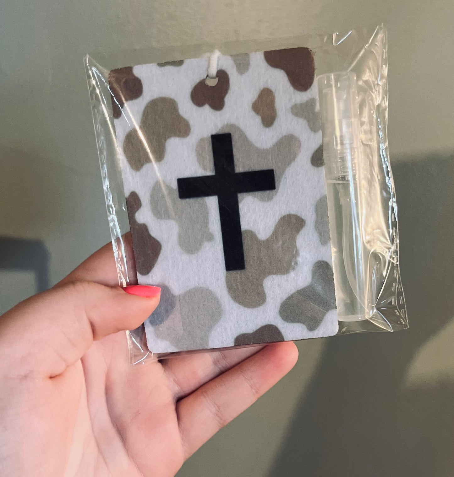 Cross Felt Freshie